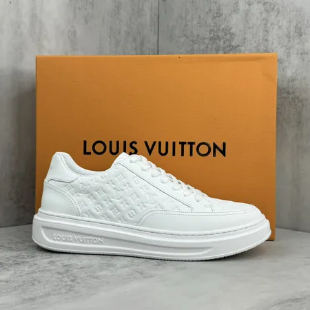 ルイヴィトン カジュアルシューズ