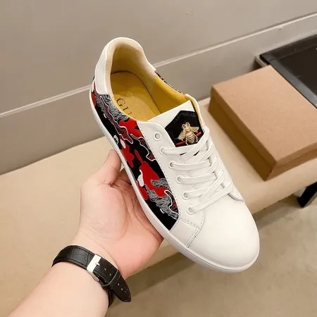 グッチ カジュアルシューズ