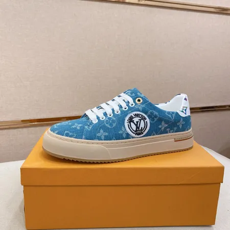 フェンディ カジュアルシューズ