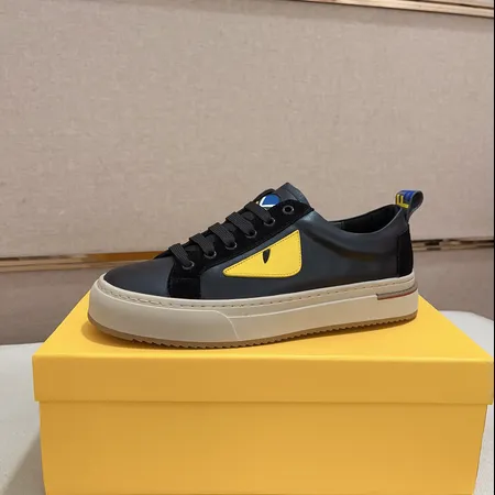 フェンディ カジュアルシューズ