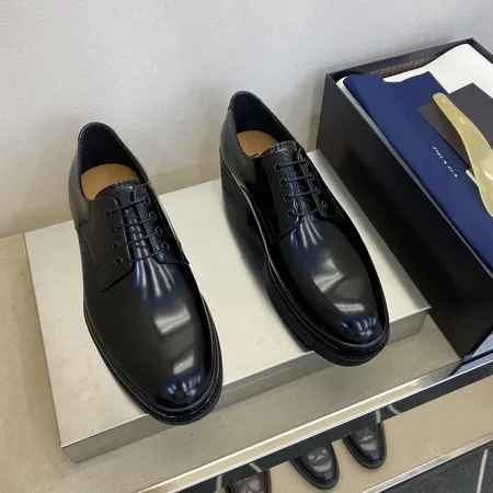 プラダ ビジネスシューズ