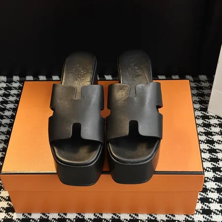 エルメス サンダル