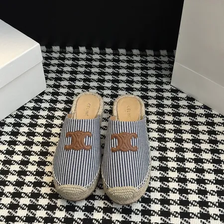 セリーヌ スリッパ