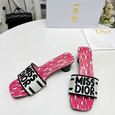 ディオール スリッパ