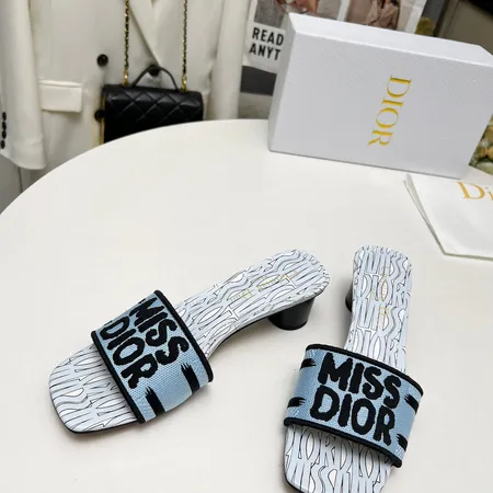 ディオール スリッパ