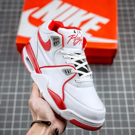 エアジョーダン スニーカー