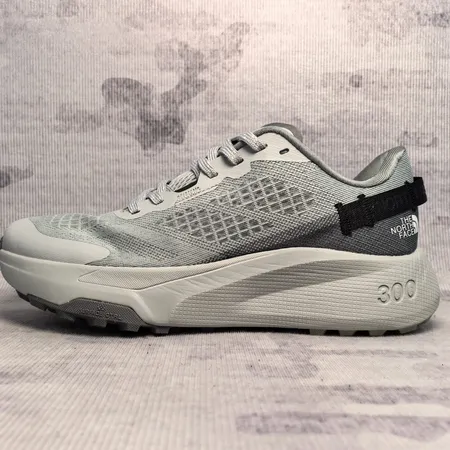 ノースフェイス スニーカー