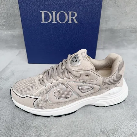 ディオール スニーカー