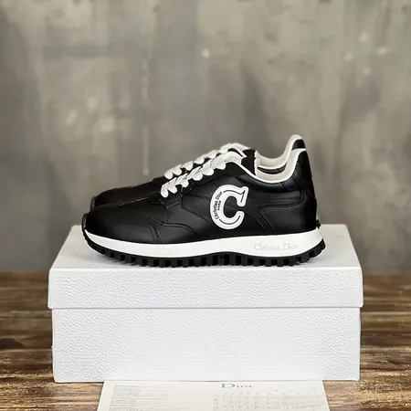 ディオール カジュアルシューズ