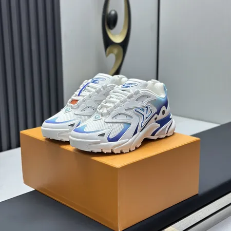 ルイヴィトン スニーカー