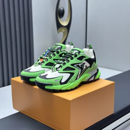 ルイヴィトン スニーカー