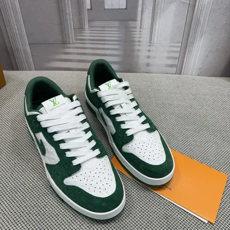 ナイキ カジュアルシューズ