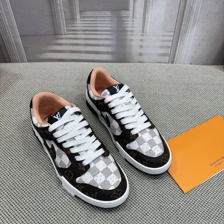 ナイキ カジュアルシューズ