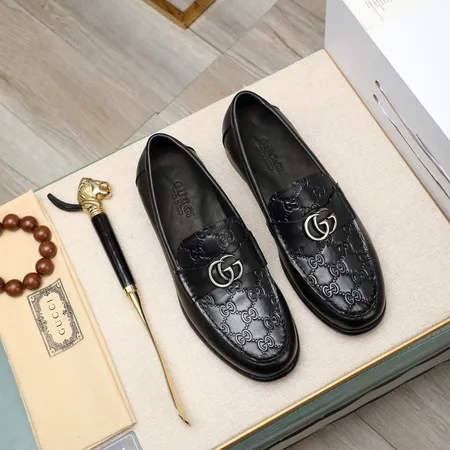 グッチ ビジネスシューズ
