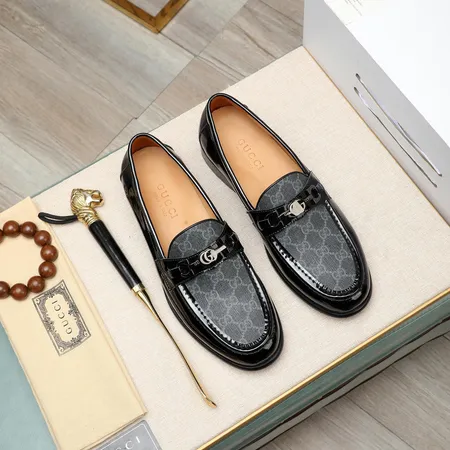 グッチ ビジネスシューズ