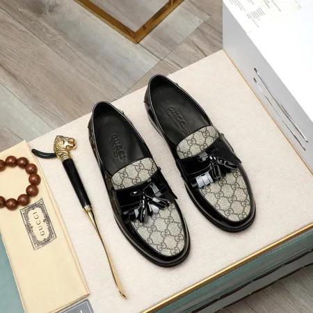 グッチ ビジネスシューズ