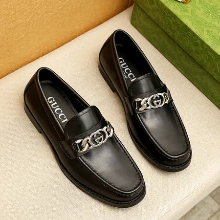 グッチ ビジネスシューズ