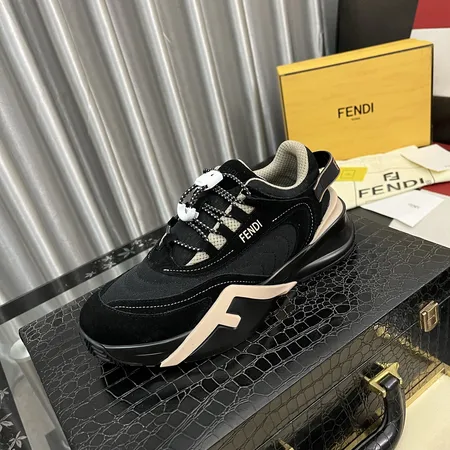 フェンディ スニーカー