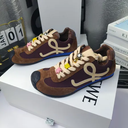 ロエベ カジュアルシューズ