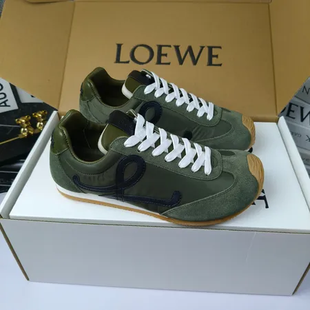 ロエベ カジュアルシューズ