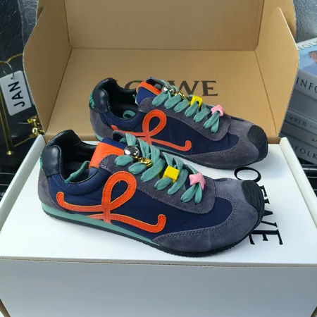 ロエベ カジュアルシューズ