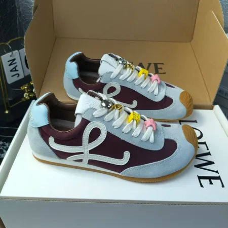 ロエベ カジュアルシューズ