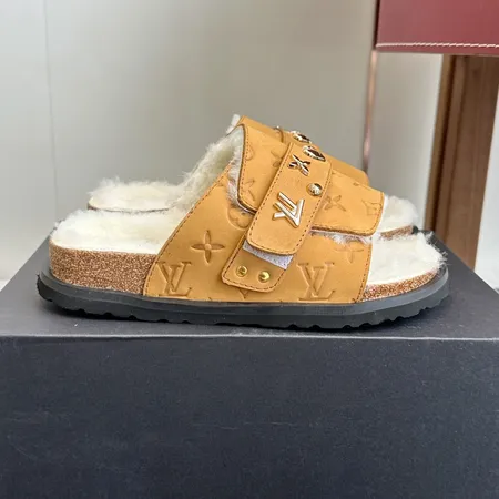 ルイヴィトン スリッパ