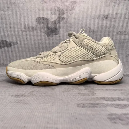 アディダス スニーカー