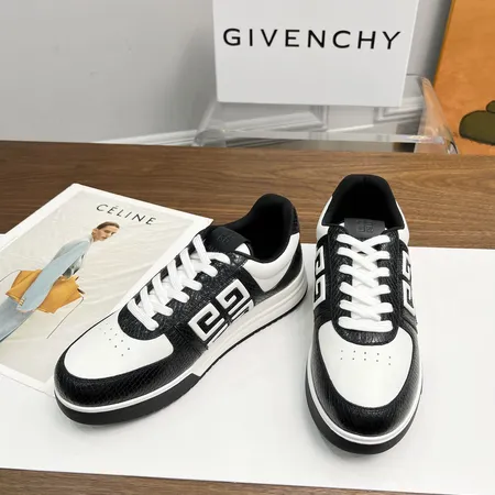 ジバンシィ カジュアルシューズ