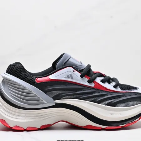 アディダス スニーカー