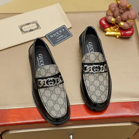 グッチ ビジネスシューズ