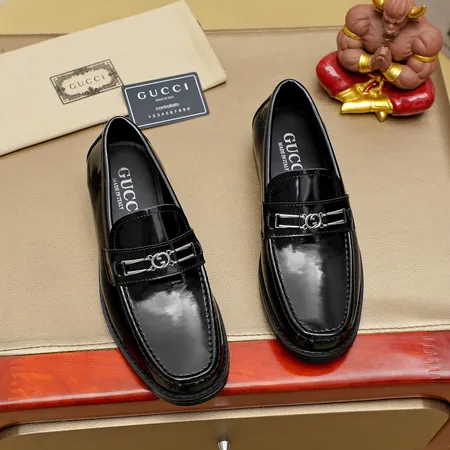 グッチ ビジネスシューズ