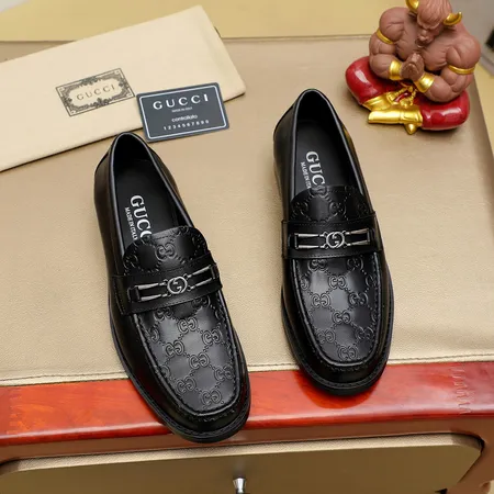 グッチ ビジネスシューズ