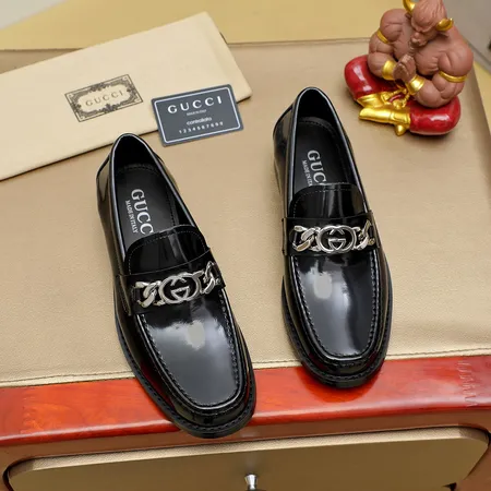 グッチ ビジネスシューズ