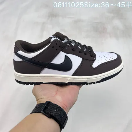 ナイキ カジュアルシューズ