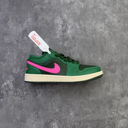 ナイキ カジュアルシューズ