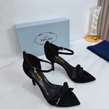 プラダ サンダル