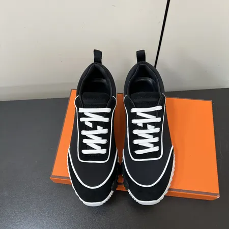 エルメス カジュアルシューズ