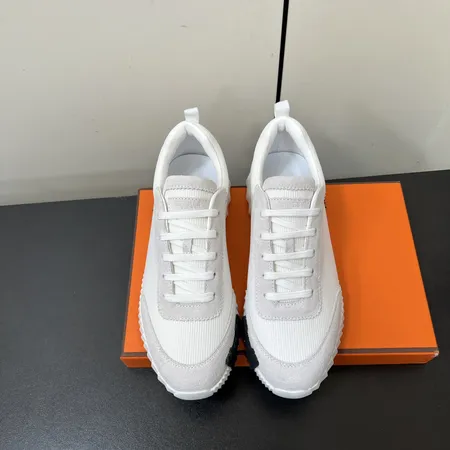 エルメス カジュアルシューズ