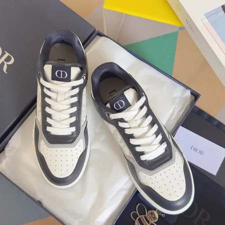 ディオール カジュアルシューズ