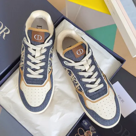 ディオール カジュアルシューズ