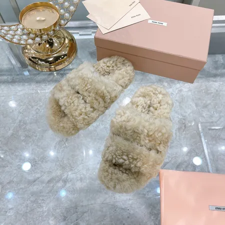 ミュウミュウ スリッパ