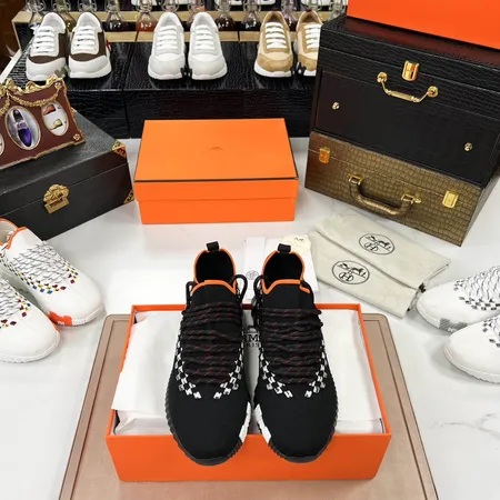 エルメス スニーカー