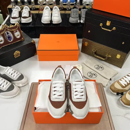 エルメス スニーカー