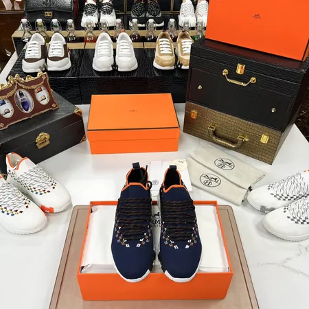 エルメス スニーカー