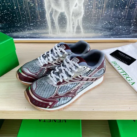 ボッテガ ヴェネタ スニーカー