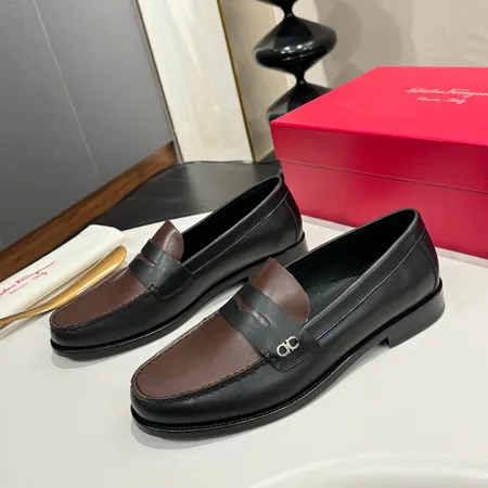 フェラガモ ビジネスシューズ