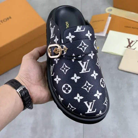 ルイヴィトン スリッパ