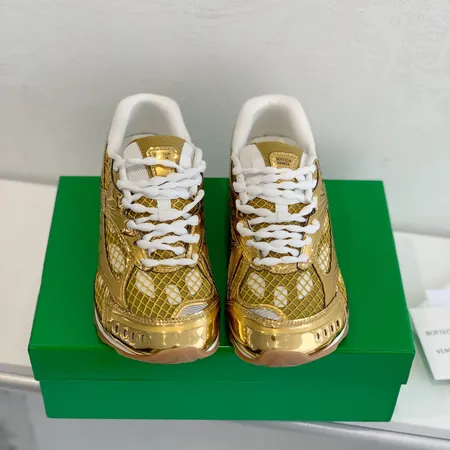 ボッテガ ヴェネタ スニーカー