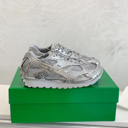 ボッテガ ヴェネタ スニーカー